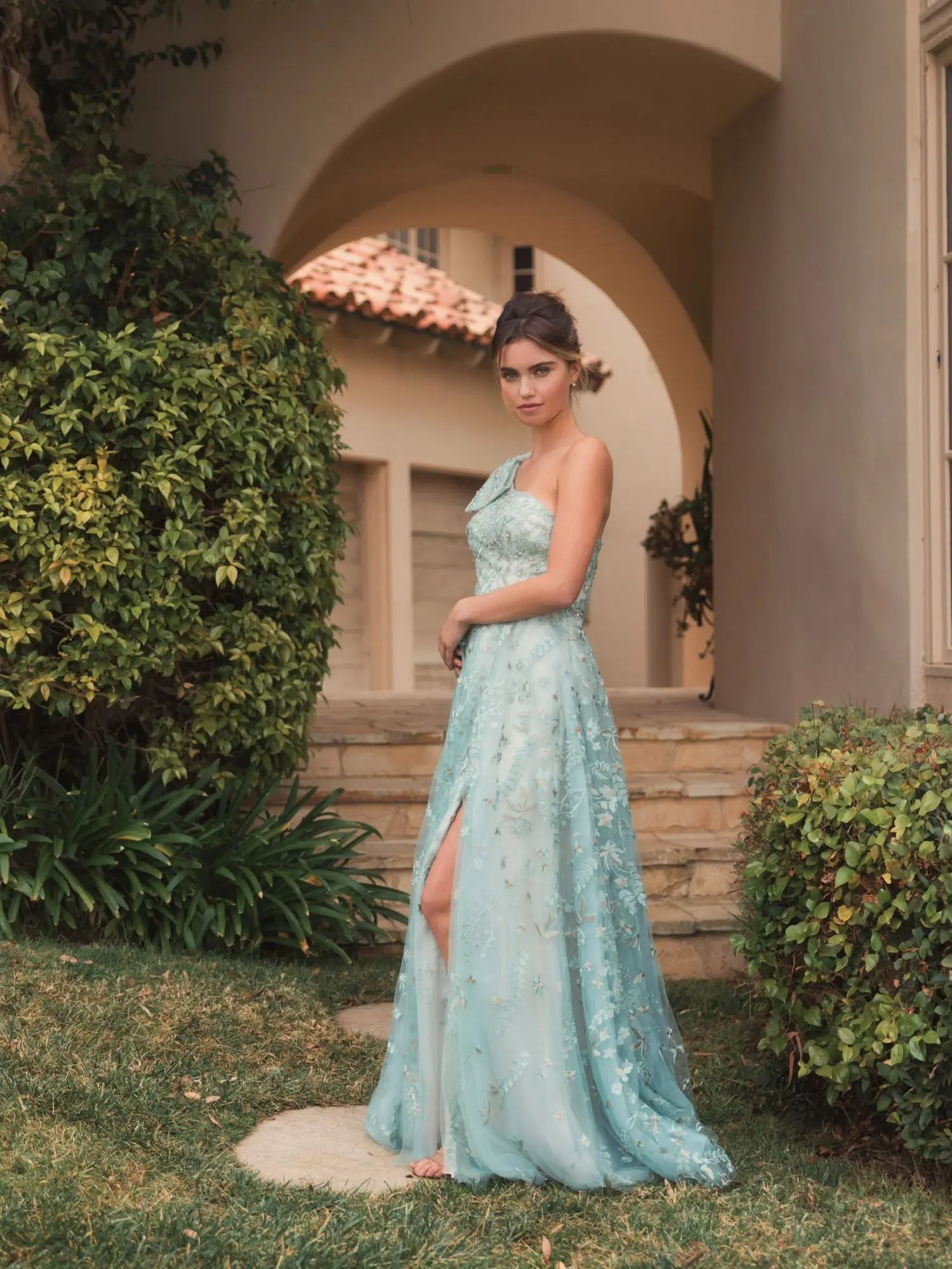 Green Embellished Bow One Shoulder A Line Gown